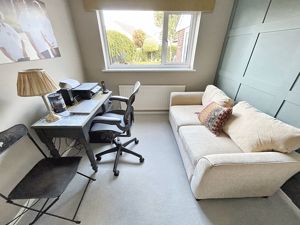 Bedroom 4/study- click for photo gallery